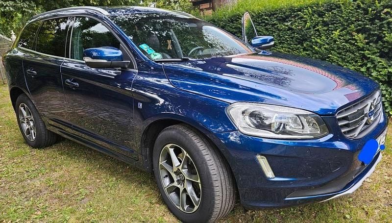 Blau Gebraucht 2015 Volvo XC60 Ocean Race SUV | 15.600 € (Guter Preis) - Bild 1/4