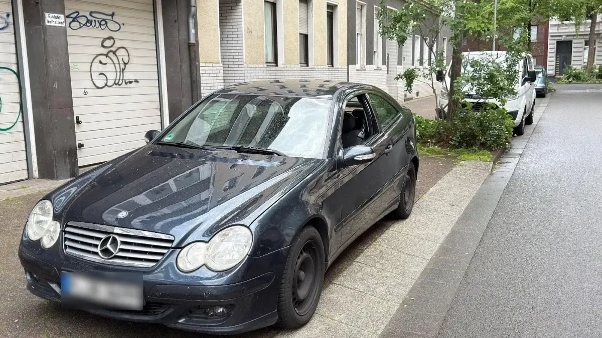 Gebraucht Mercedes C220 Classic 150 PS (110 kW) 2004 Schwarz Coupé