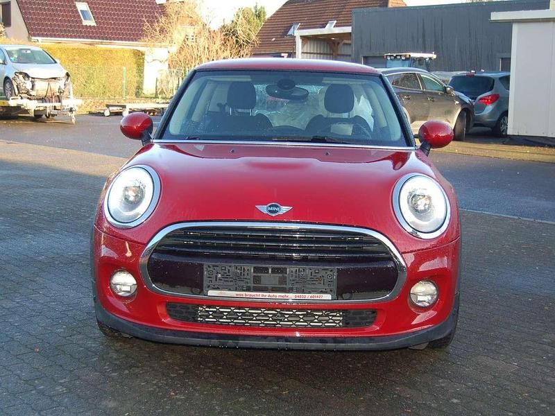 Second-hand Mini Cooper 136 CP (100 kW) 2016 Roșu Hatchback