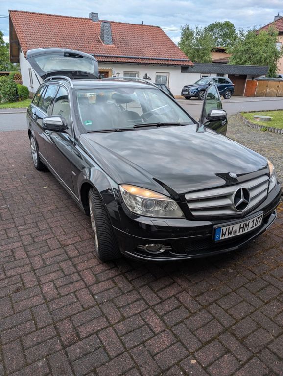 Schwarz Gebraucht 2008 Mercedes C230 Kombi | 6.500 € (Fairer Preis) - Bild 1/4