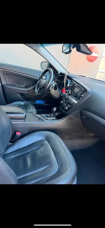 Gebraucht Kia Optima 136 PS (100 kW) 2012 Silber Limousine