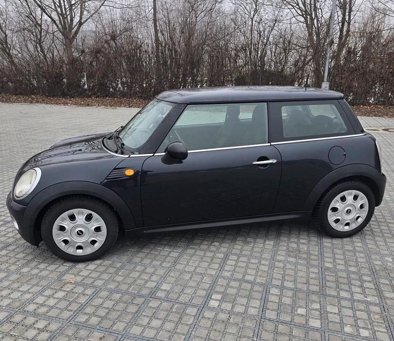 Gebraucht Mini ONE 95 PS (69 kW) 2009 Schwarz Kleinwagen
