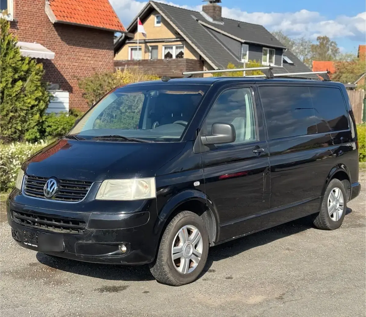 Second-hand VW Transporter 131 CP (96 kW) 2006 Negru Van
