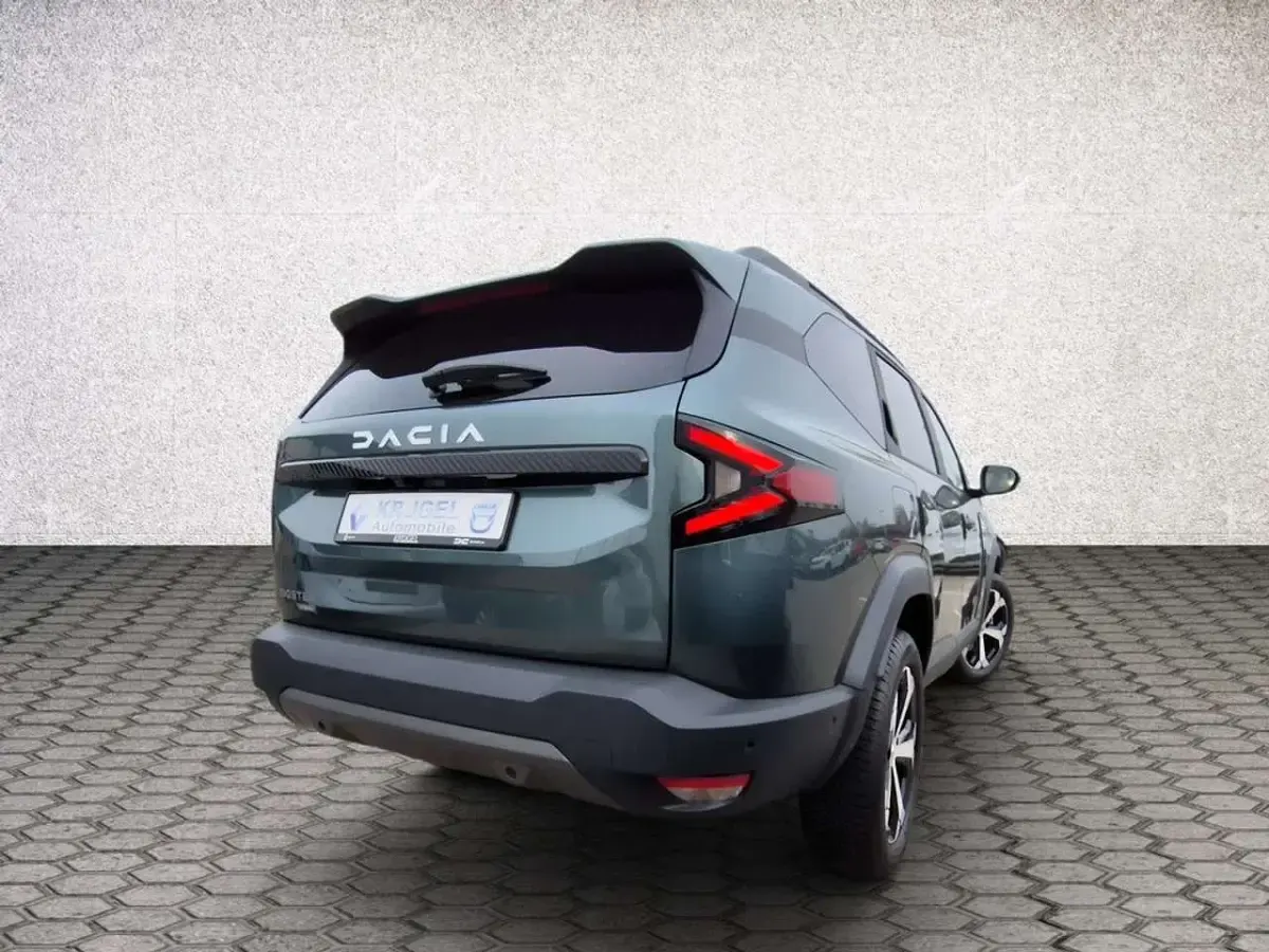 Gebraucht Dacia Bigster Journey 156 PS (114 kW) 2025 Zedergrün SUV