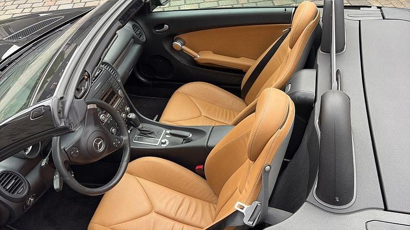 Schwarz Gebraucht 2009 Mercedes SLK300 Cabrio | 19.500 € (Fairer Preis) - Bild 1/4