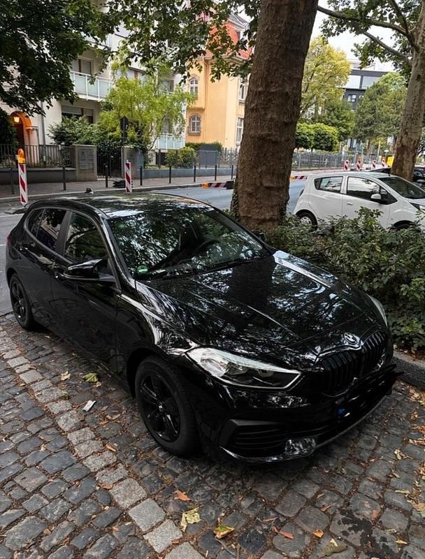 Gebraucht BMW 118 136 PS (100 kW) 2021 Schwarz Kleinwagen