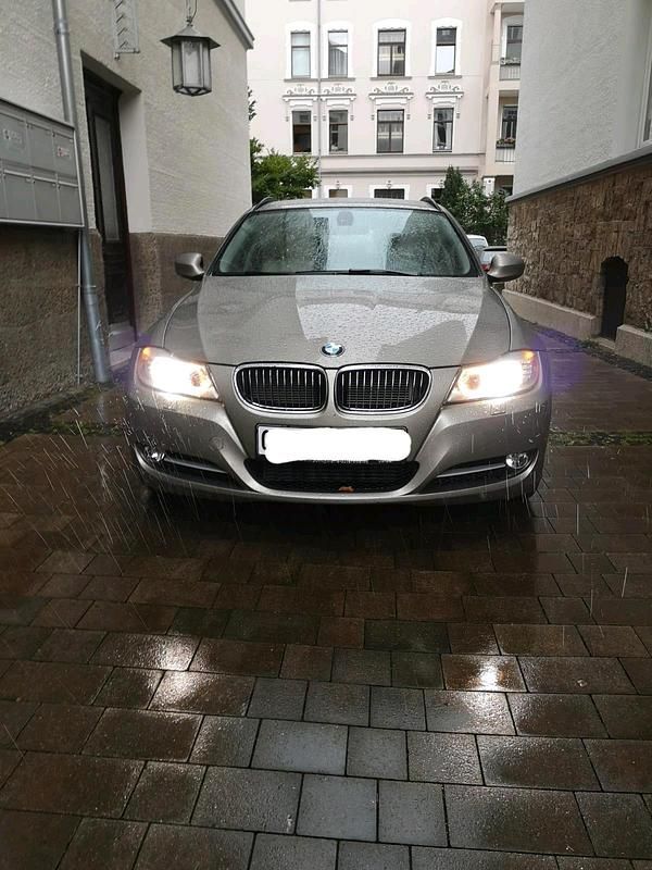 Gebraucht 2010 BMW 325 Kombi | 7.900 € (Guter Preis) - Bild 1/4