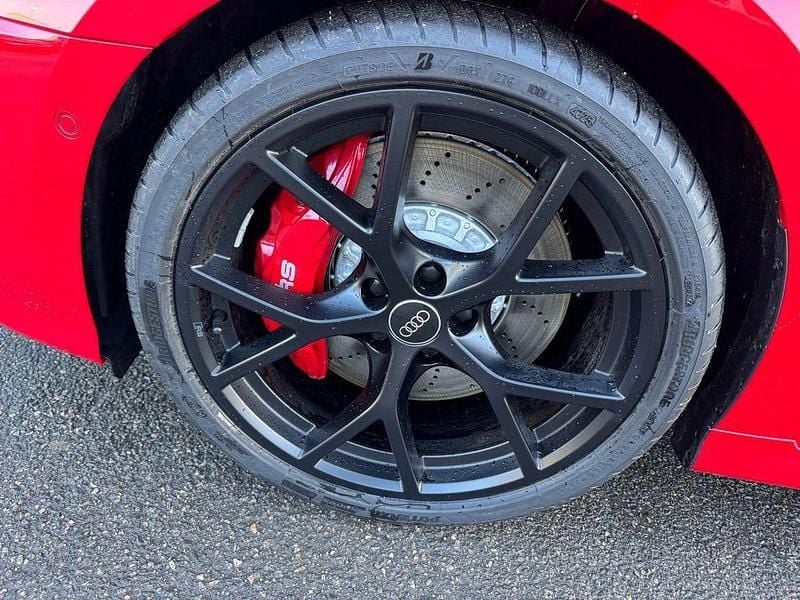 Neu Audi RS3 Ambiente 400 PS (294 kW) 2026 Rot Limousine