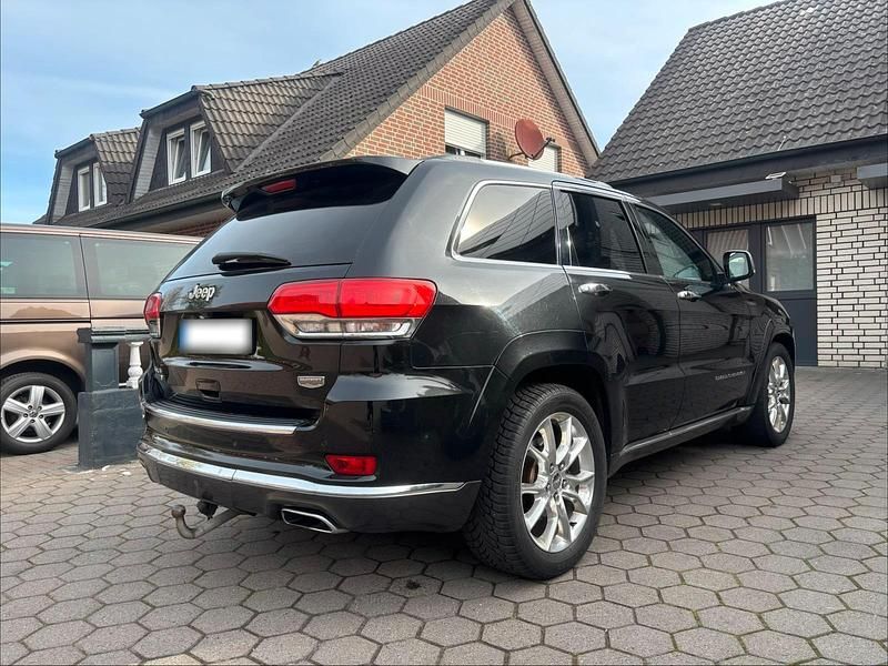 Gebraucht Jeep Grand Cherokee 250 PS (183 kW) 2016 Schwarz SUV