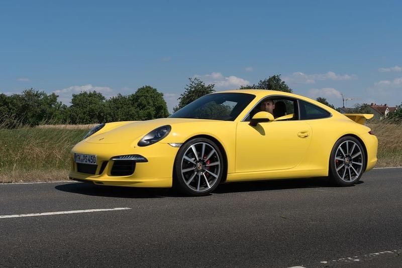 Gelb Gebraucht 2013 Porsche 911 Carrera S Coupé | 90.000 € (Etwas zu teuer) - Bild 1/4