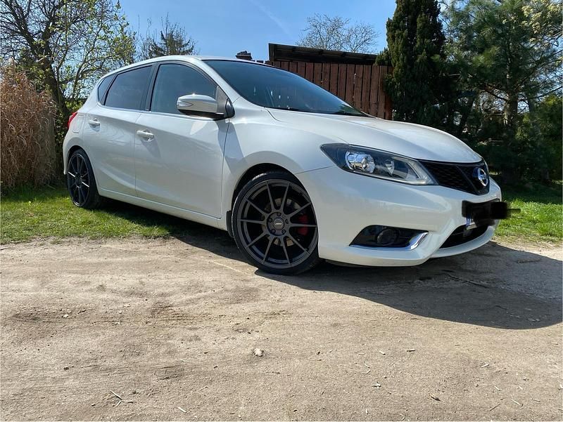 Weiß Gebraucht 2016 Nissan Pulsar | 12.500 € (Fairer Preis) - Bild 1/4