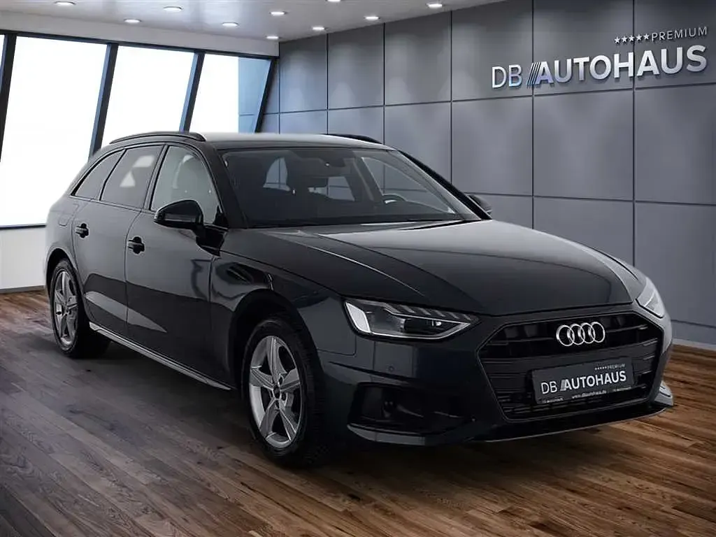 Gebraucht Audi A4 Advanced Plus 150 PS (110 kW) 2025 Grau Limousine