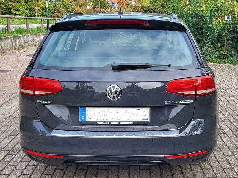 Gebraucht VW Passat 150 PS (110 kW) 2015 Grau Kombi