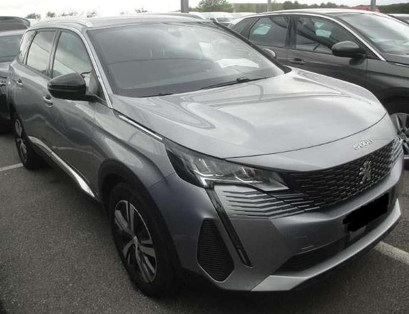 Grau Gebraucht 2024 Peugeot 5008 Allure SUV | 26.280 € (Superpreis) - Bild 1/1