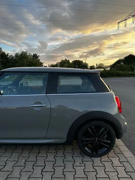 Second-hand Mini John Cooper Works 102 CP (75 kW) 2017 Hatchback