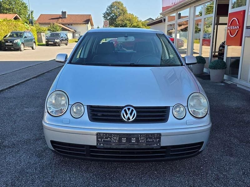 Silber Gebraucht 2004 VW Polo Cricket Kleinwagen | 600 € (Superpreis) - Bild 1/4