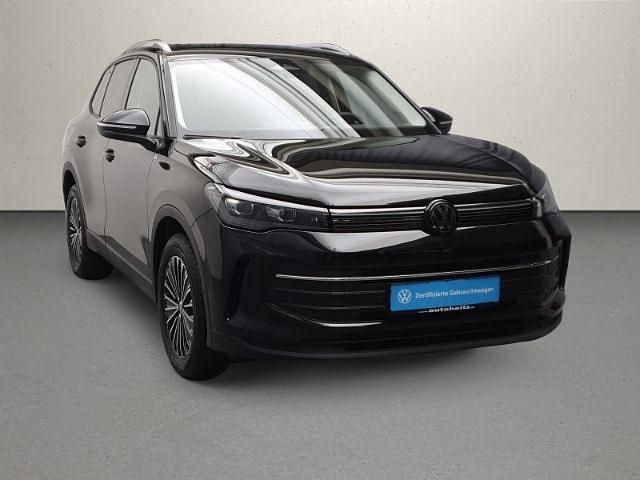 Neu VW Tiguan 150 PS (110 kW) 2025 Schwarz SUV