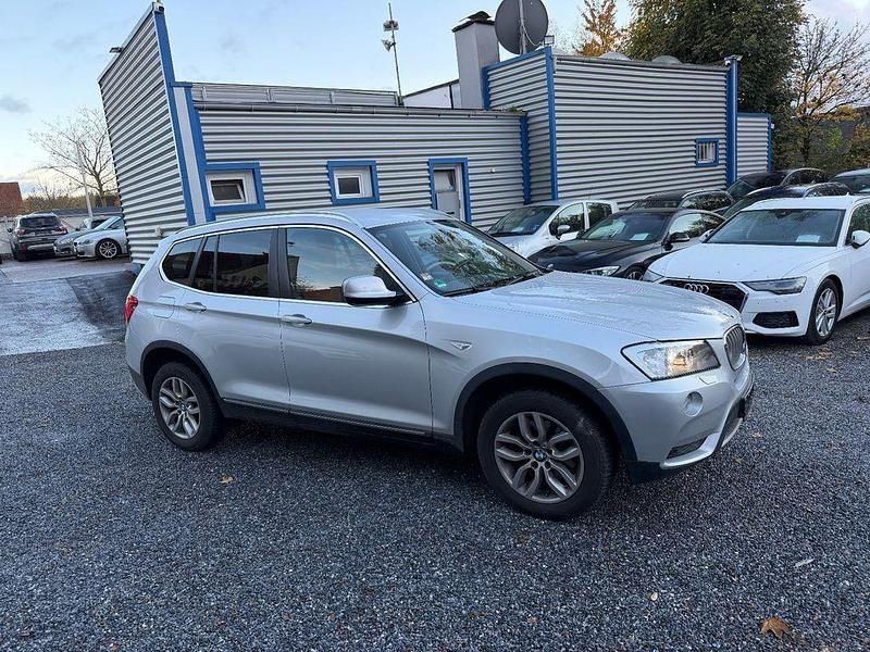 Silber Gebraucht 2012 BMW X3 Sport Line SUV | 18.999 € (Fairer Preis) - Bild 1/4