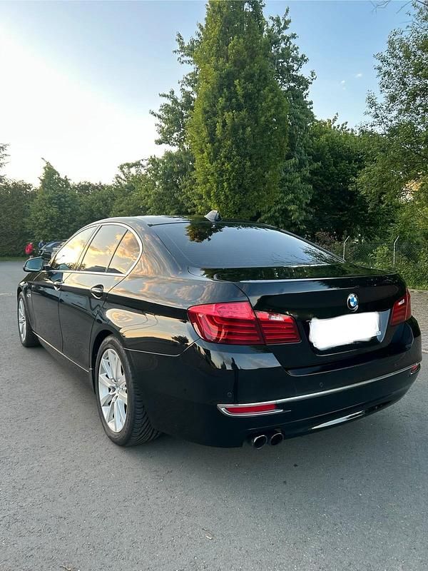 Gebraucht BMW 520 184 PS (135 kW) 2014 Schwarz Limousine