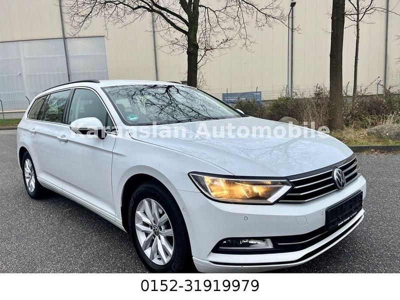 Gebraucht VW Passat Comfortline 150 PS (110 kW) 2018 Weiß Kombi