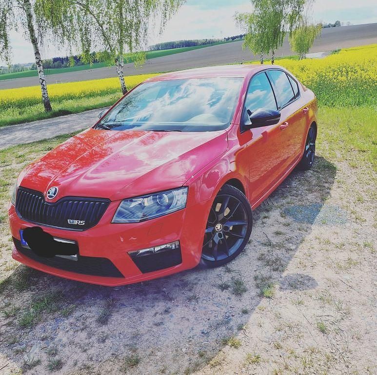 Gebraucht Skoda Octavia RS 184 PS (135 kW) 2015 Rot Kleinwagen