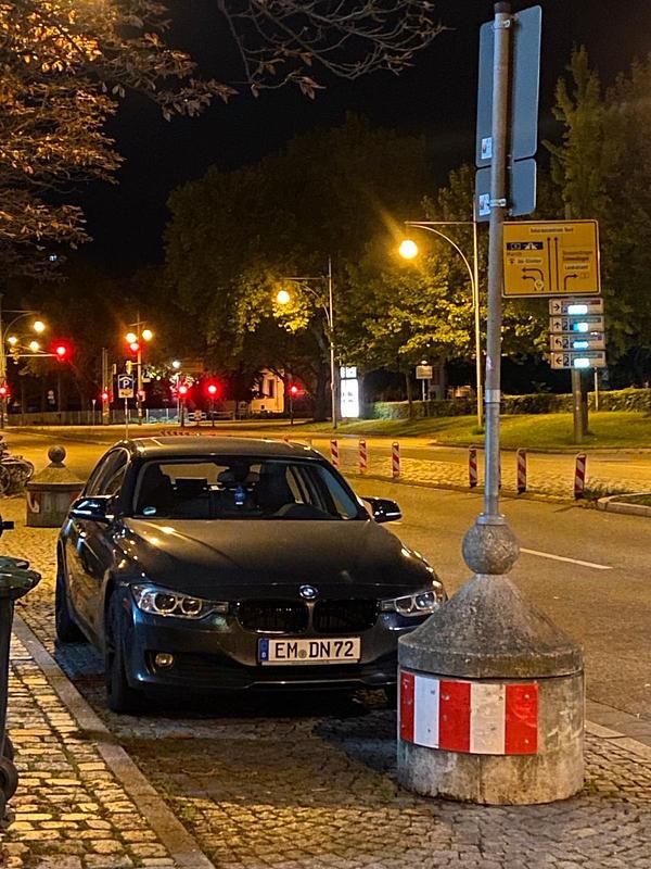 Gebraucht BMW 320 Sport Line 184 PS (135 kW) 2014 Braun Limousine