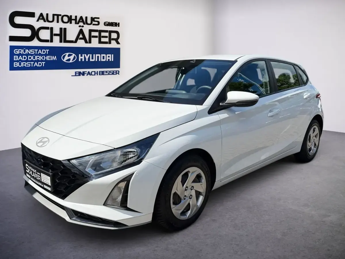Gebraucht Hyundai i20 Select 101 PS (74 kW) 2025 Kleinwagen