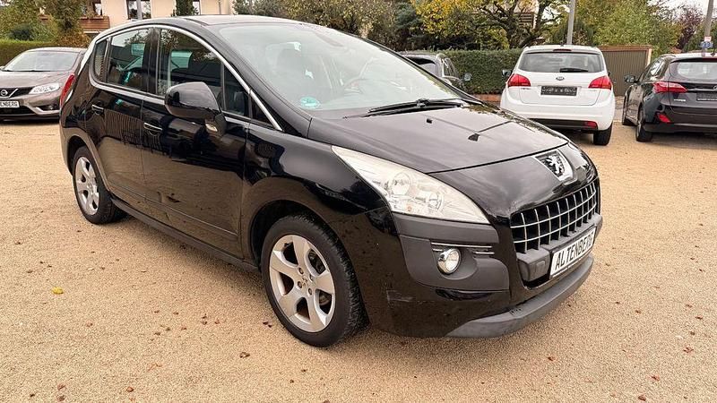 Gebraucht Peugeot 3008 Premium 111 PS (81 kW) 2011 Noir perla nera SUV