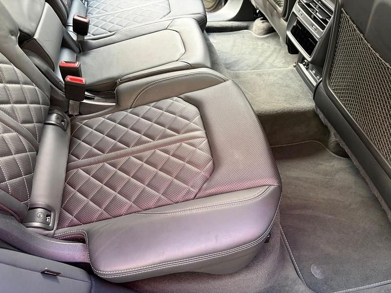 Gebraucht Audi Q8 286 PS (210 kW) 2019 Grau SUV