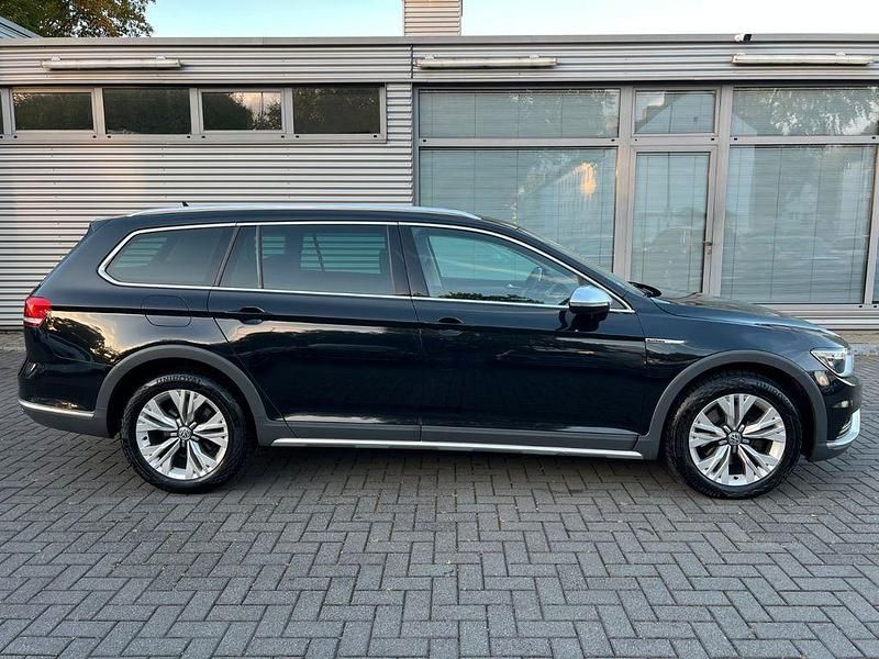 Gebraucht VW Passat Alltrack 190 PS (139 kW) 2019 Schwarz Kombi