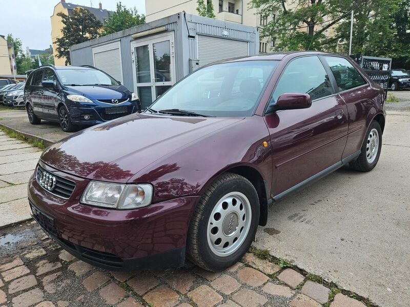 Rot Gebraucht 1997 Audi A3 Limousine | 750 € (Superpreis) - Bild 1/4