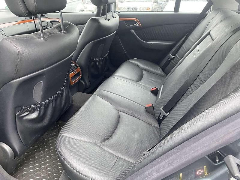 Gebraucht Mercedes S320 204 PS (150 kW) 2005 Grau Limousine