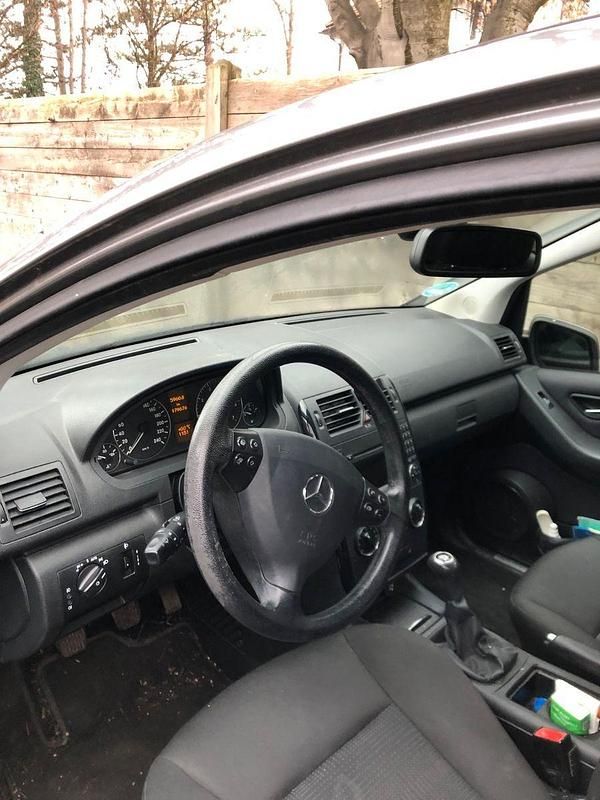 Gebraucht Mercedes A150 95 PS (69 kW) 2008 Grau Kleinwagen