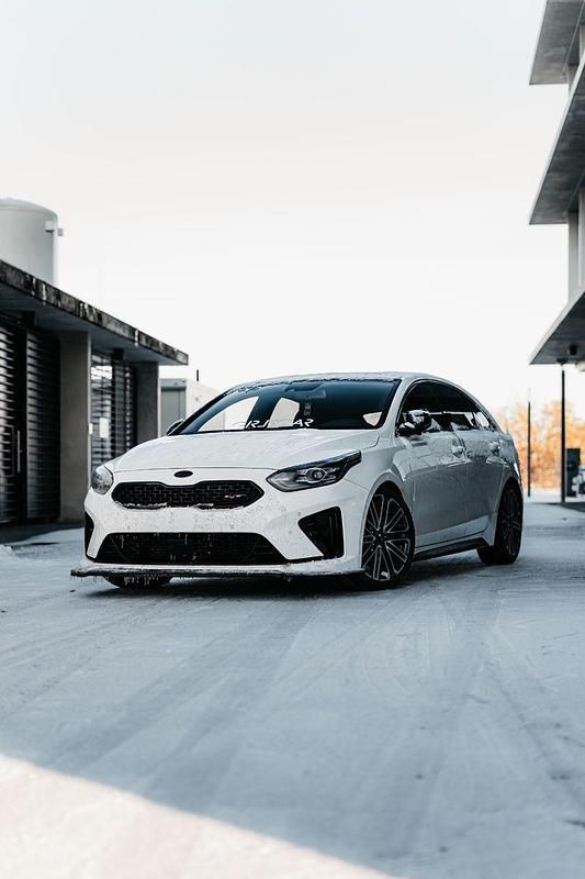 Gebraucht Kia ProCeed GT 204 PS (150 kW) 2018 Weiß Kombi