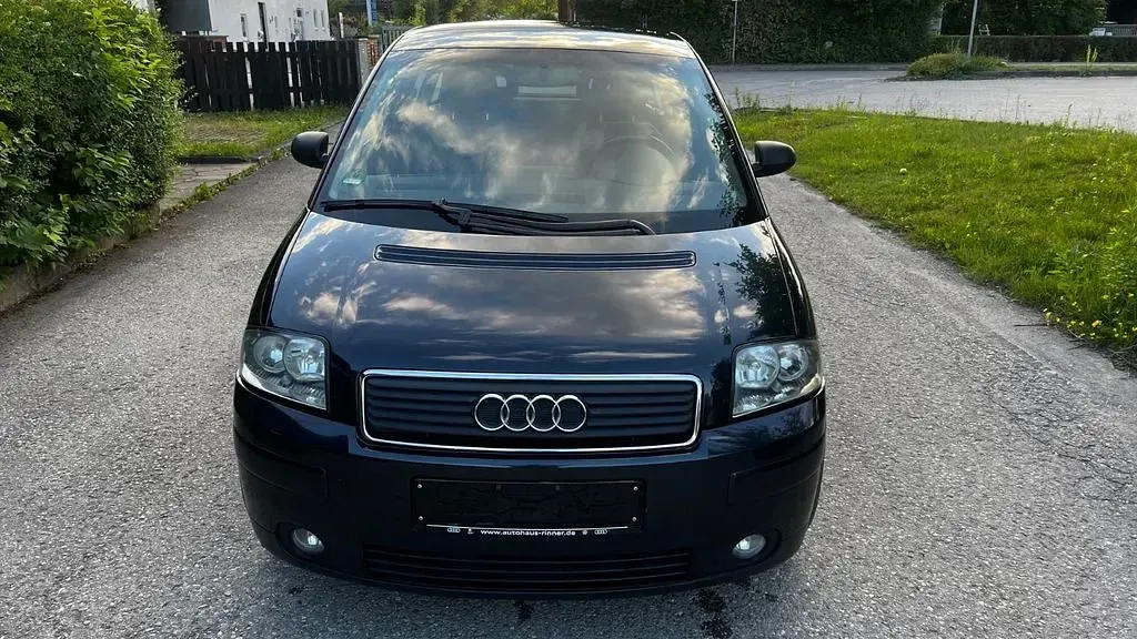 Gebraucht Audi A2 Design 75 PS (55 kW) 2005 Blau Kleinwagen