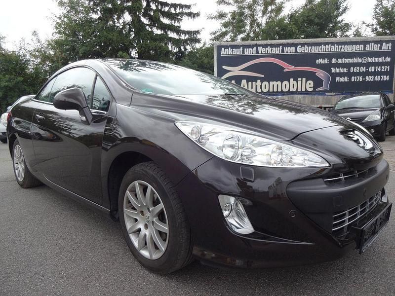 Schwarz Gebraucht 2010 Peugeot 308 CC Tendance Cabrio | 4.700 € (Fairer Preis) - Bild 1/4