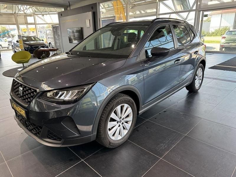Grau Gebraucht 2024 Seat Arona Style SUV | 17.750 € (Guter Preis) - Bild 1/4