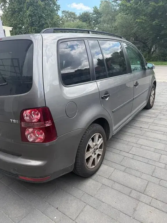 Gebraucht VW Touran 102 PS (75 kW) 2009 Van / Kleinbus