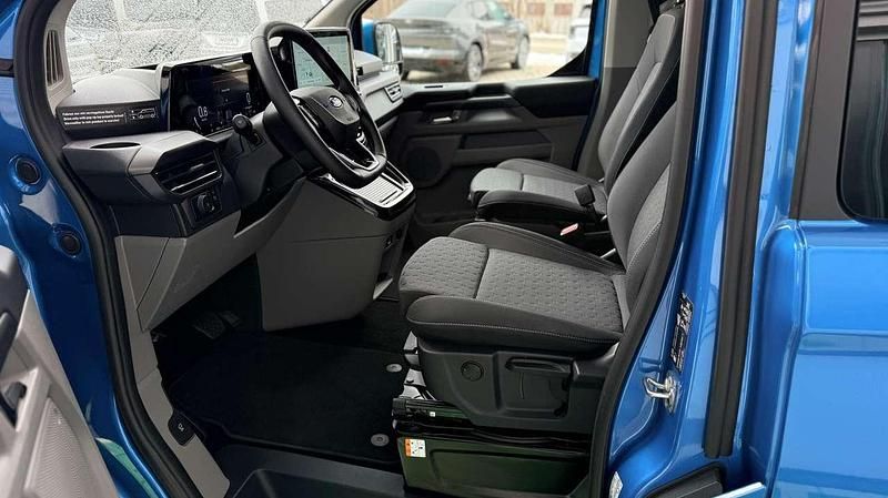 Gebraucht Ford Transit Custom Nugget 170 PS (125 kW) 2025 Digital aqua blue Van / Kleinbus