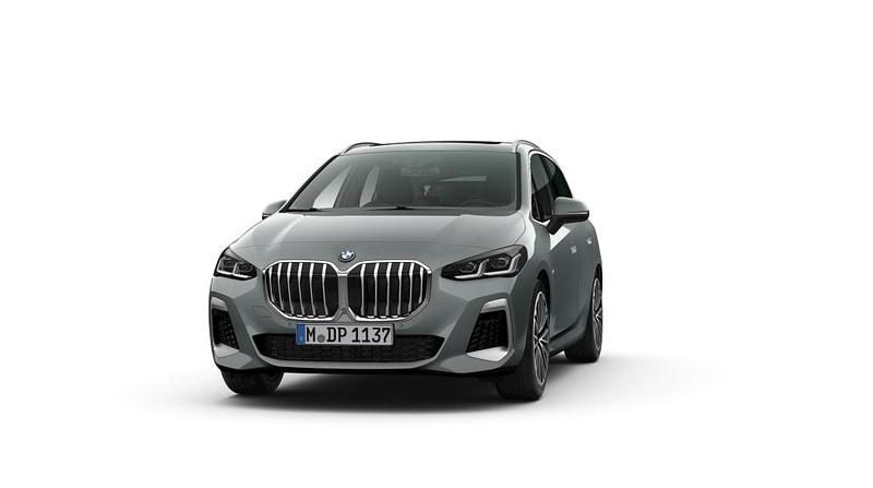 Gebraucht 2025 BMW 218 Active Tourer Luxury Line Van / Kleinbus | 29.780 € (Superpreis) - Bild 1/4