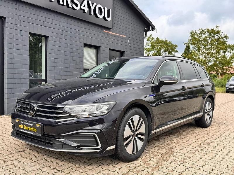 Schwarz Gebraucht 2022 VW Passat GTE Kombi | 18.990 € (Guter Preis) - Bild 1/4