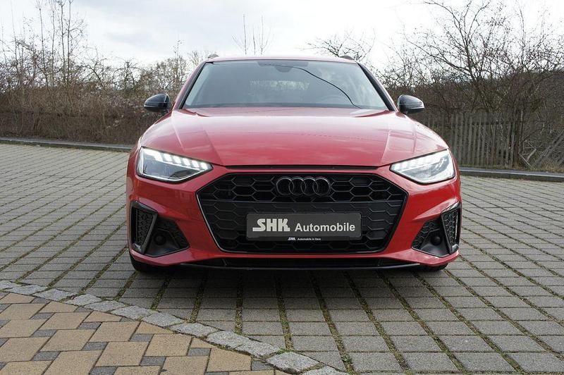 Gebraucht Audi A4 S-Line 204 PS (150 kW) 2022 Rot Kombi