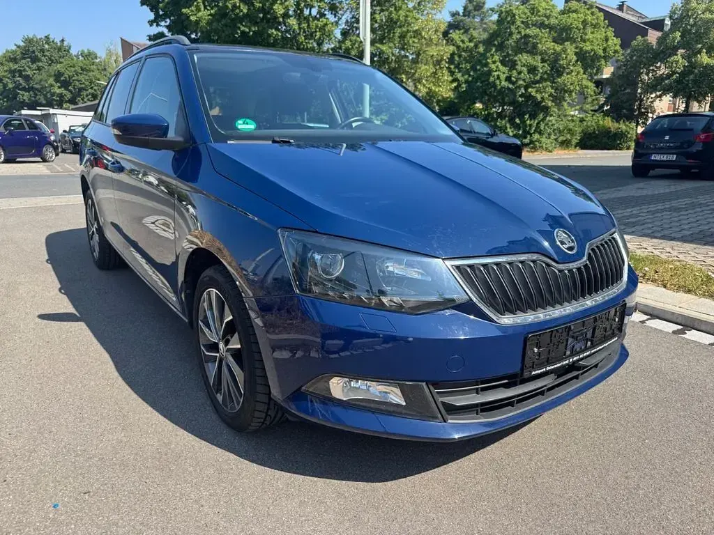 Gebraucht Skoda Fabia 90 PS (66 kW) 2015 Modra pacific/pacific blau Kombi