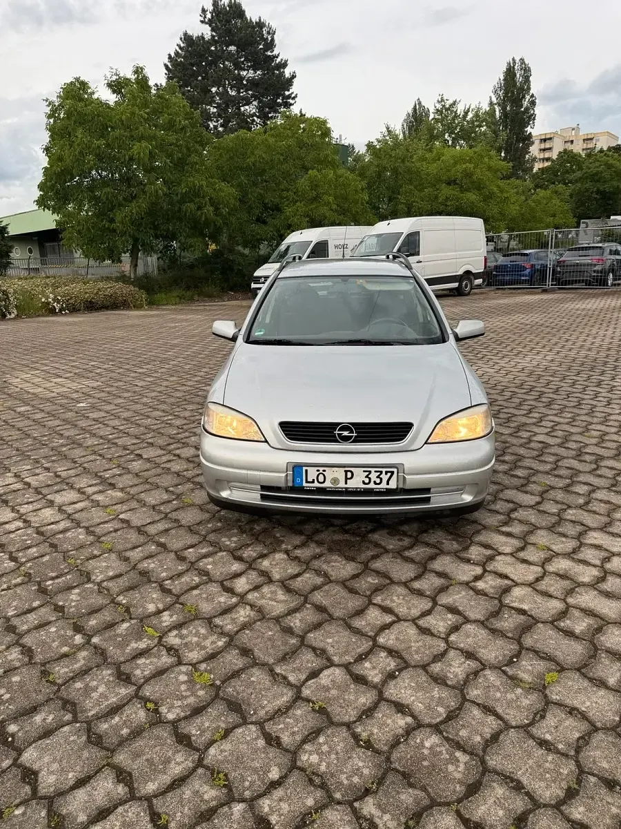 Gebraucht Opel Astra 100 PS (73 kW) 2003 Silber Kombi