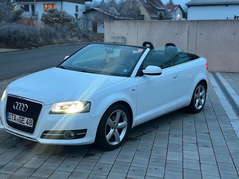 Weiß Gebraucht 2011 Audi A3 Cabriolet S-Line Cabrio | 6.500 € (Fairer Preis) - Bild 1/4