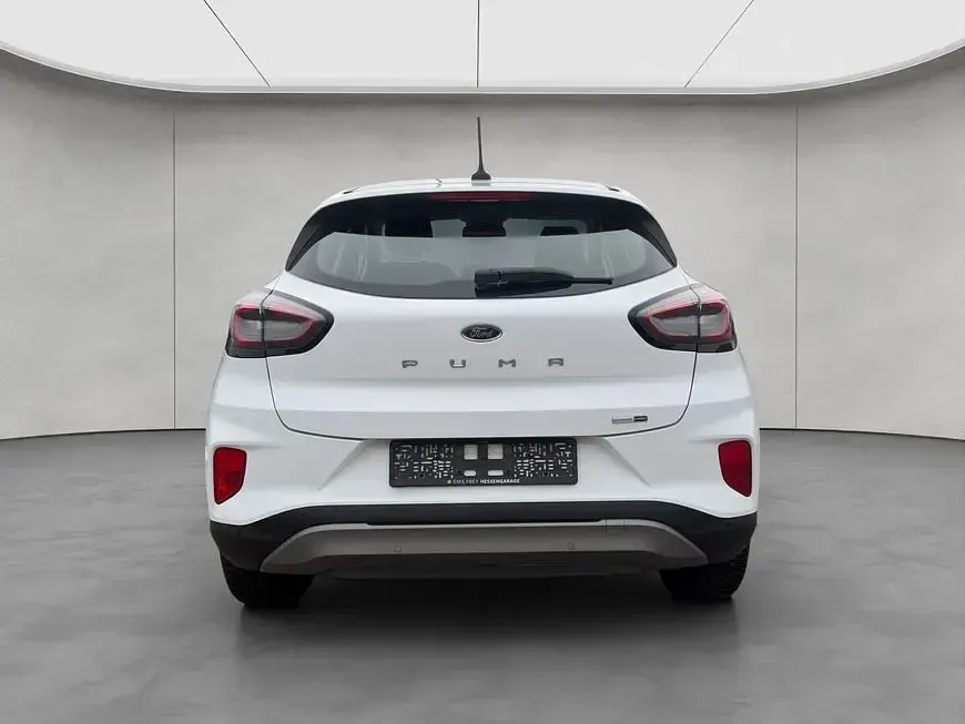 Gebraucht Ford Puma Titanium 125 PS (91 kW) 2023 Frozen white SUV