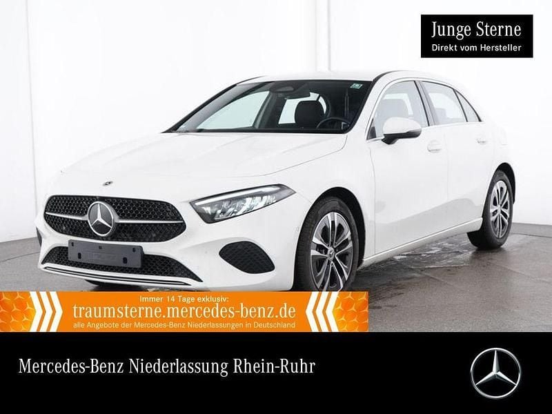 Polarweiß Gebraucht 2024 Mercedes A180 Progressive Limousine | 28.290 € (Guter Preis) - Bild 1/3