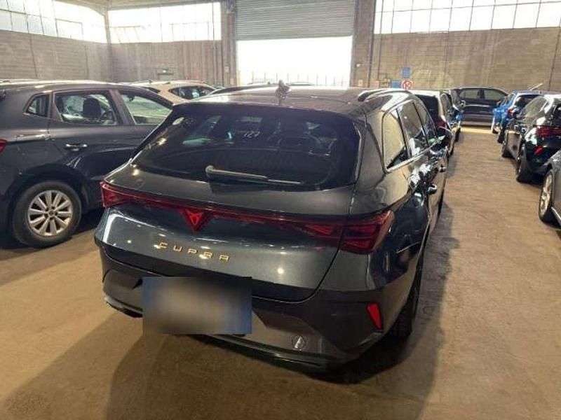 Gebraucht Cupra Leon 150 PS (110 kW) 2025 Magnetic grau metallic Kombi