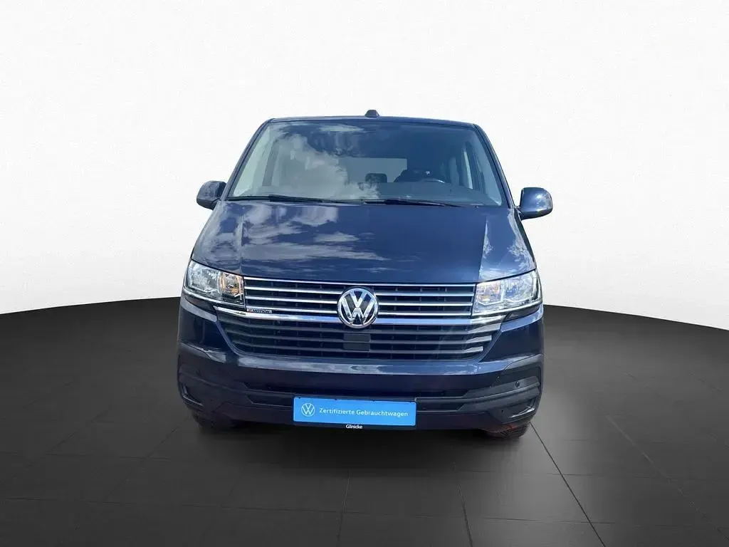Gebraucht VW Multivan Comfortline 204 PS (150 kW) 2023 Blau Van / Kleinbus