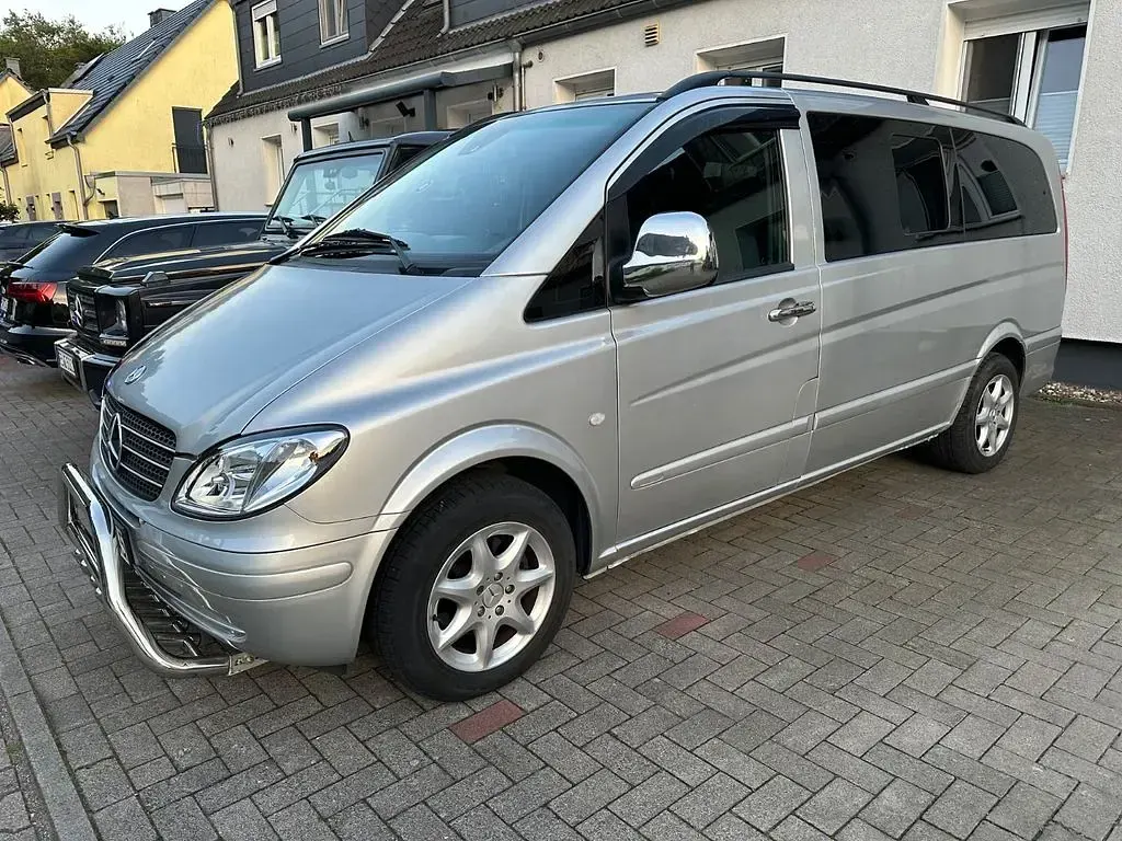 Gebraucht Mercedes Viano 231 PS (169 kW) 2009 Silber Van / Kleinbus